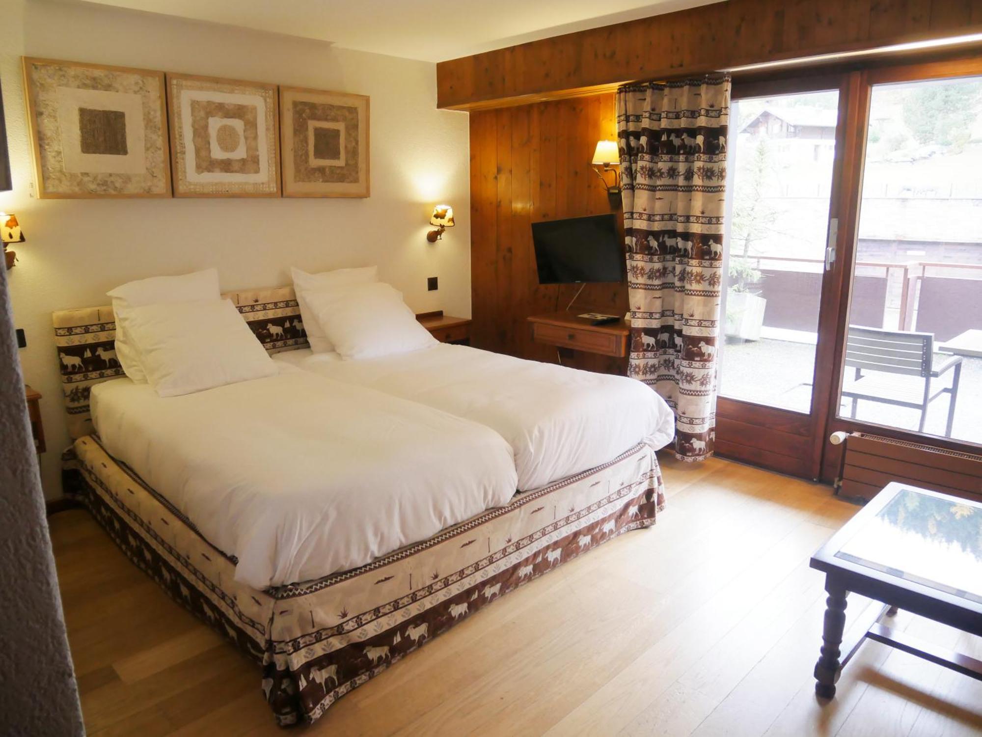 Between Boutique Hotel Chamoson Екстер'єр фото
