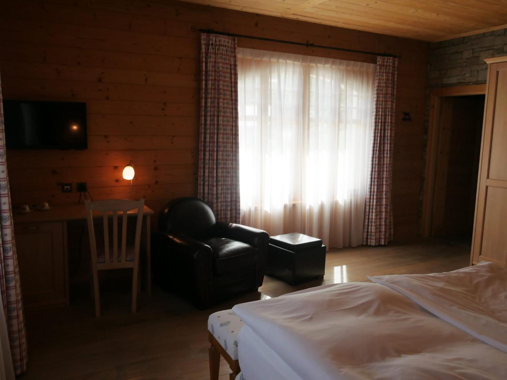 Between Boutique Hotel Chamoson Екстер'єр фото